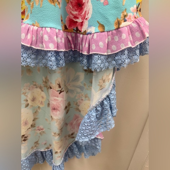 Custom made outfit - Picture 4 of 9